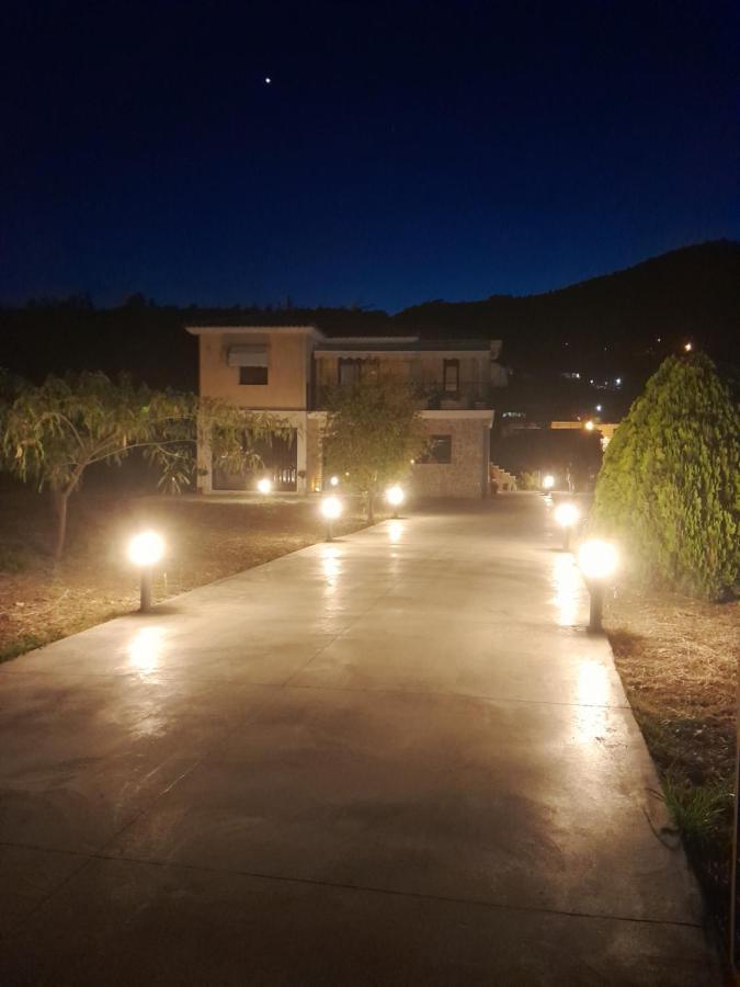 House 1 * Epidaurus